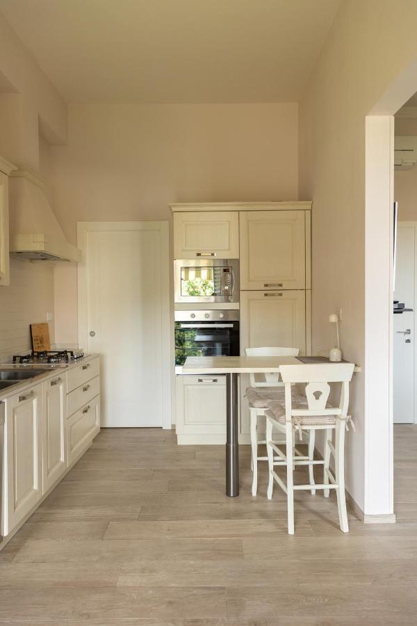 Modern Apartments In The Heart Of Флоренция Екстериор снимка