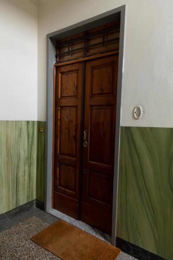 Modern Apartments In The Heart Of Флоренция Екстериор снимка